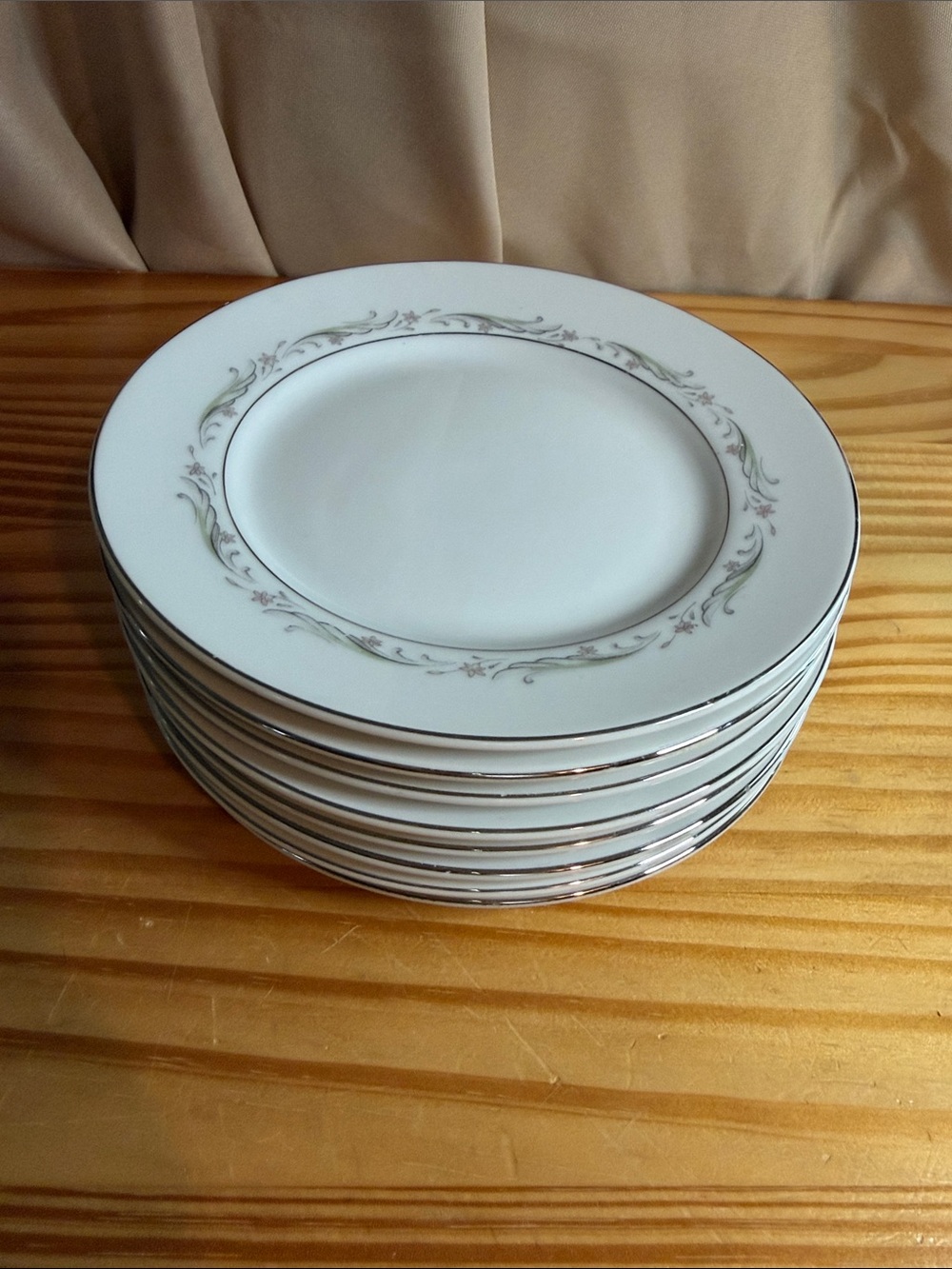 Vintage Fine China of Japan Larchmont 8091 Salad Plates - Set of 8